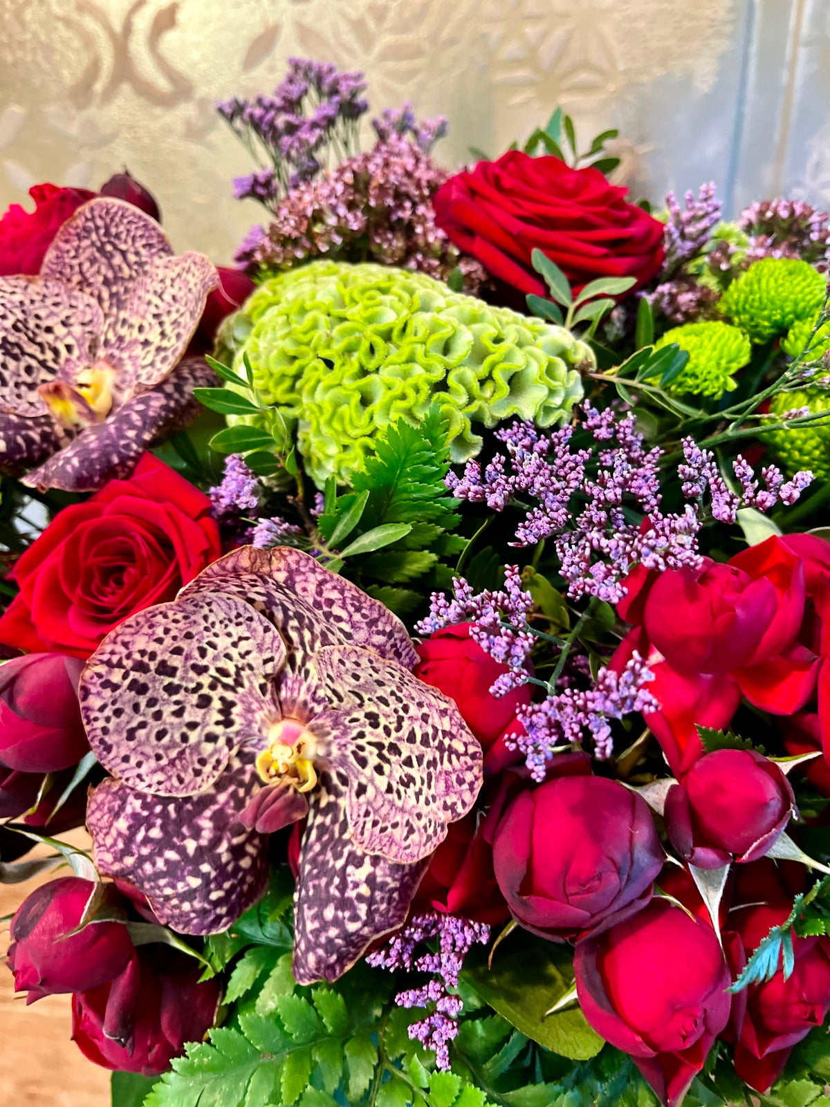 Orchids and Red Roses Flower Bouquet in Vase