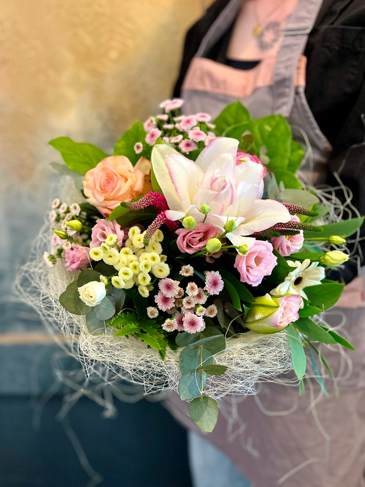 Pink & White Bouquet in Sisal Frame