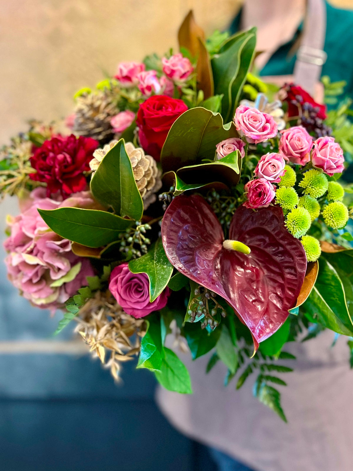 Christmas Flower Bouquet in Pinks and Reds