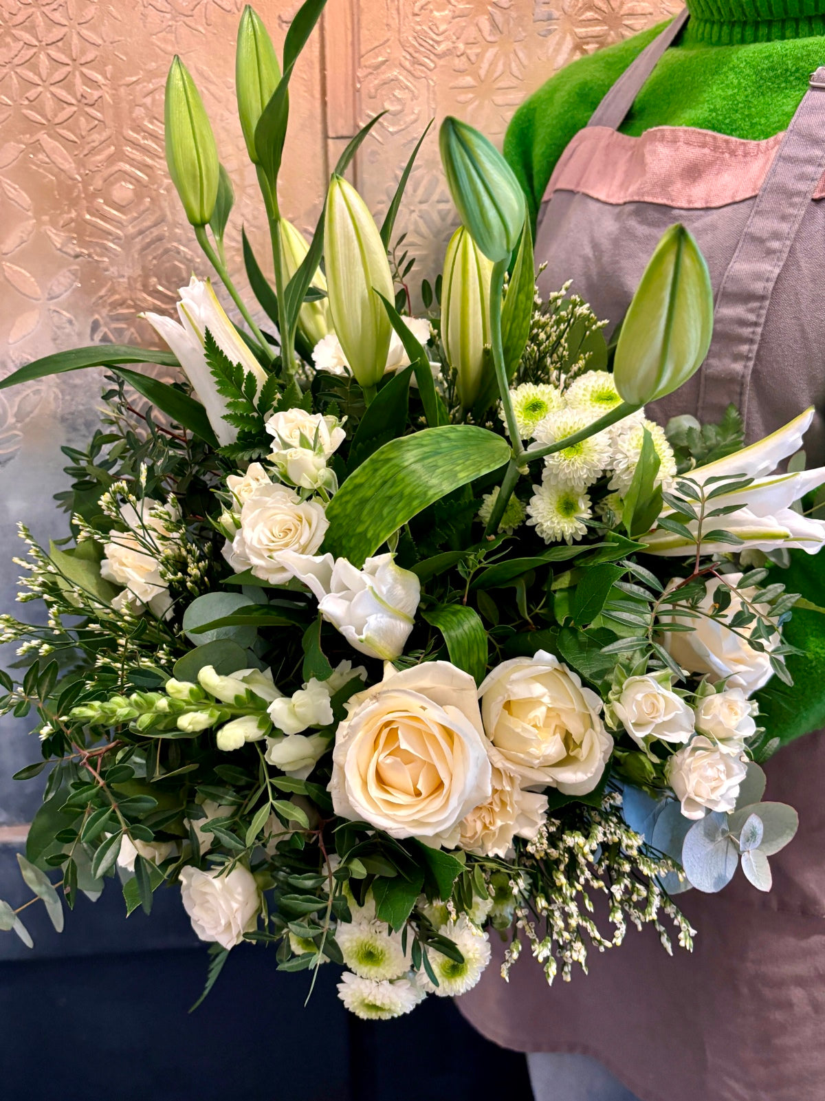 White Lily & Roses Flower Bouquet